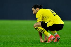 埃姆雷-詹:下一场会拿出好的表现&尽力取胜,这是我们欠球迷的